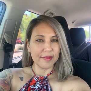 Meet your Posher, Sonia